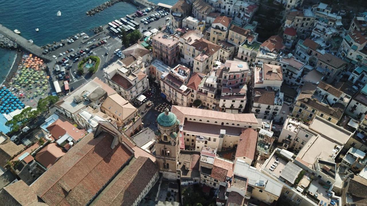 Amalfi Residenza Centrale Екстериор снимка