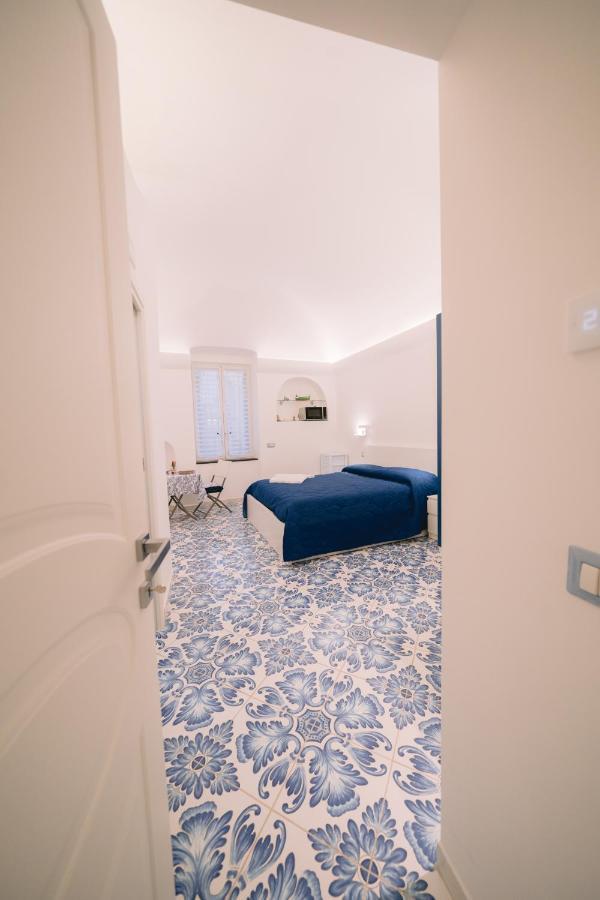 Amalfi Residenza Centrale Екстериор снимка